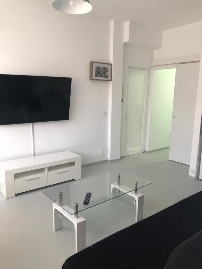Apartamento Central 1 คอร์ราเลโฮ ภายนอก รูปภาพ